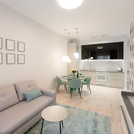 Homestay 3 With Private Parking Stary Toruń Exterior foto